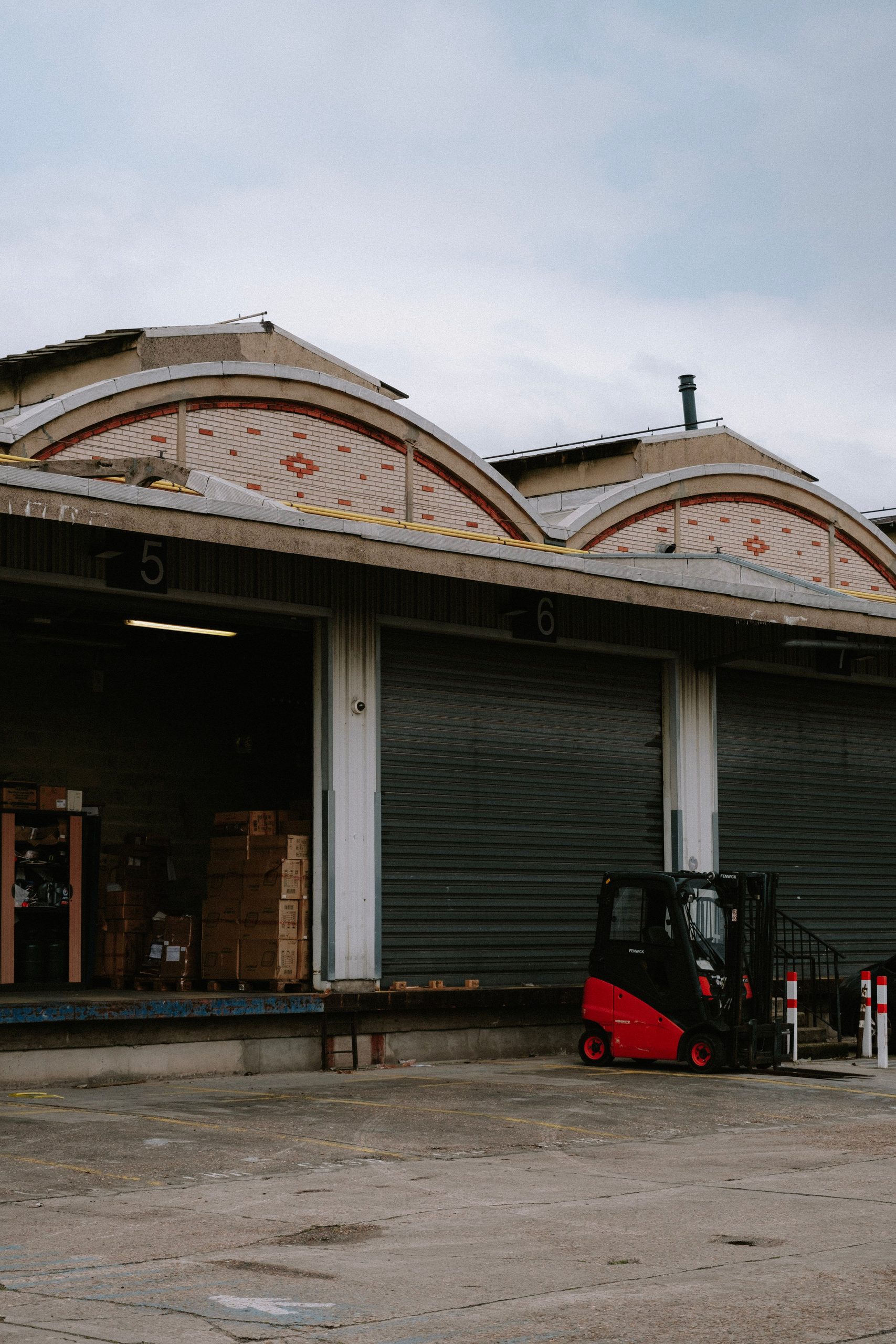 our-services-1 Warehouse of customs for verification of shipped items and products.